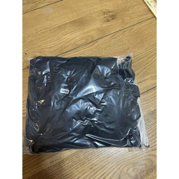 Athleta‎ Inlet Vest Goose Down Black Size XS Preppy Athleisure Athletic Puffer - Picture 8 of 8